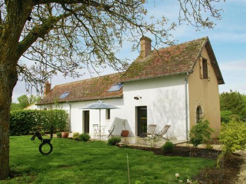 Beautiful holiday home near Castle in the beautiful cycling surroundings of Sully-sur-Loire gîte à louer Saint-Aignan-le-Jaillard