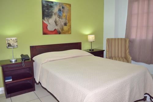 Hostal de Asturias – San Salvador, MA