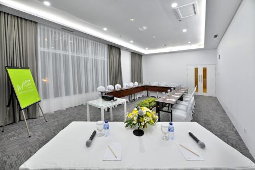 Meeting room / ballrooms, Whiz Prime Hotel Sudirman Cilacap in Cilacap