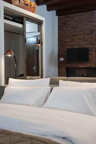 Olganos VL Luxury Rooms & Suites