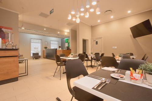 餐廳, 帕克洛奇酒店 (The Park Lodge Hotel) in 普勒托利亞市中心