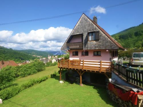 Photo Comfortable Holiday Home with Fenced Garden in Natzwiller