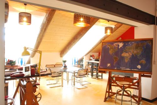 Attic Hostel Torino - image 3