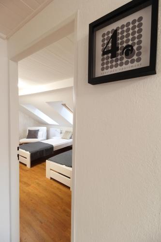 2 twin beds
