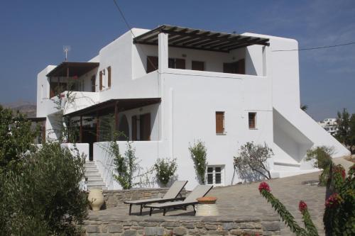  Apartments Marpissa in Márpissa