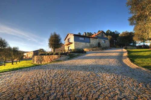 Quinta do Medronheiro Hotel Rural - Accommodation - Viseu