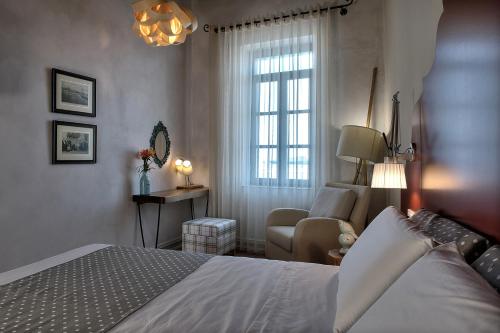 Elia Zampeliou Hotel