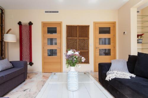 Soho Lounge - Space Maison Apartments - image 4