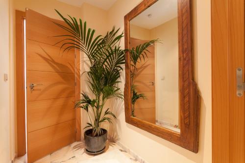 Soho Lounge - Space Maison Apartments - image 2