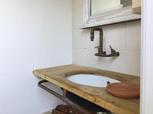 Bathroom, Fietsboerderij in Sinderen