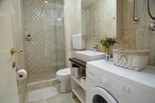 Apartments Inspiration - image 10