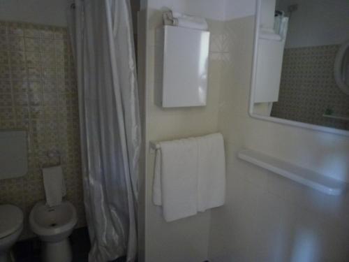 Double Room image 5