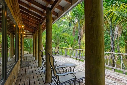 Terraza/balcón, Chan Chich Lodge in Good Living Camp