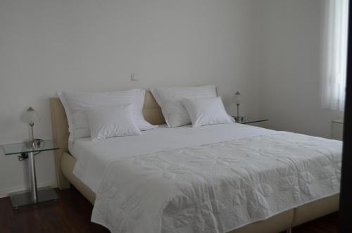 Three-Bedroom Apartment - Penthouse image 4