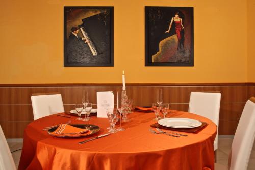 Restaurant, Hotel Futura Centro Congressi in Airport
