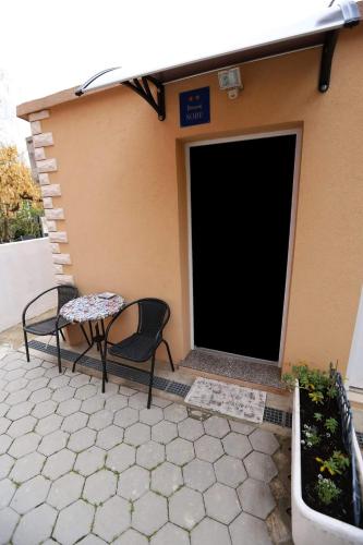  Studio H&M, Ferienwohnung in Split