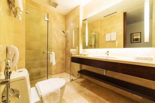 room detail thumbnail 2