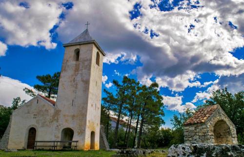  Starigrad-Paklenica