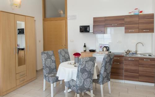 Apartments Inspiration - image 5