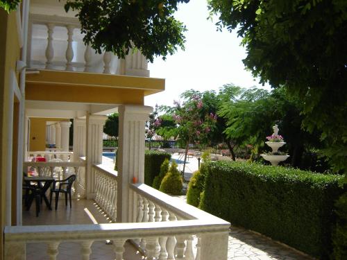 Byala Palace Apartments in Byala