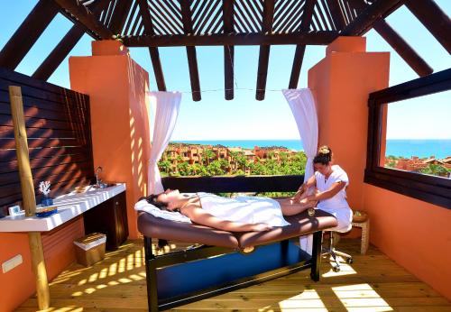 Aparthotel Novo Resort - image 9