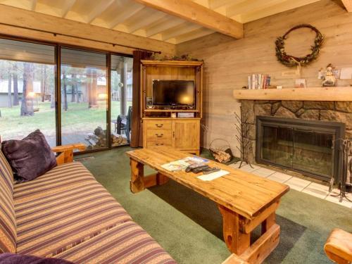 Ranch Cabin #38, Sunriver (photo 8)