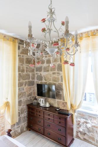 Pietra Rossa, Split (photo 10)