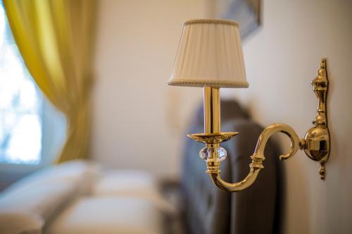 Trastevere Royal Suite - image 10