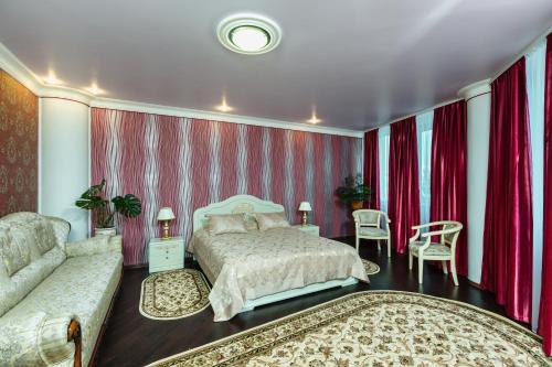 naDobu Hotel Roshe Located in Holosiivskyj, naDobu Hotel Roshe is a perfect starting point from which to explore Kiev. Offering a variety of facilities and services, the property provides all you need for a good nights