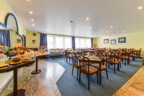 Hotel Fidelio - image 12