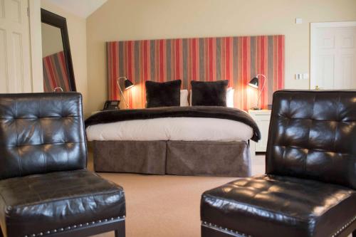 Luxury King Room image 8