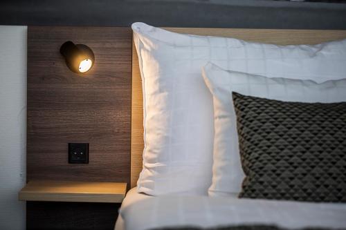 Best Western Plus Airport Hotel - image 13