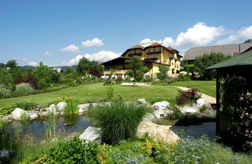 Vitalhotel Marienhof, Pension in Velden am Wörthersee