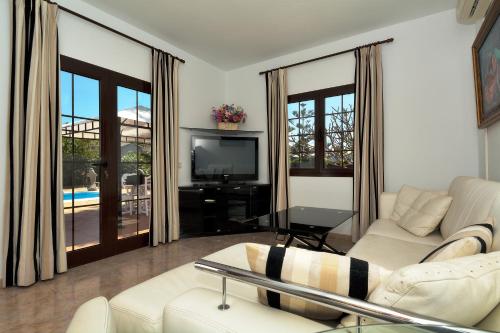 Villa Paradise Private Pool Yaiza By PVL in Yaiza