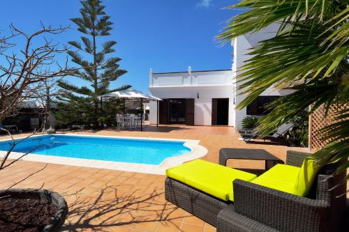 Pemandangan luar, Villa Paradise Private Pool Yaiza By PVL in Yaiza