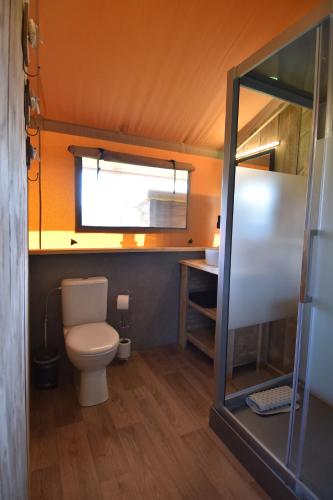 Duša, Glamping Aan de Vleterbeke in Vestvleterena