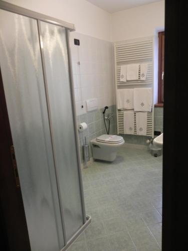 Bathroom, Hotel Ambra in Clusone