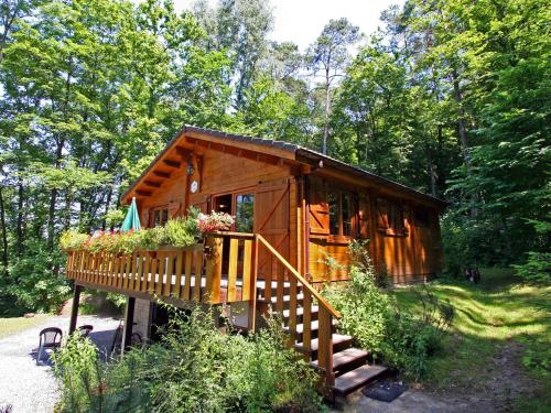 Cozy Chalet in Bomal-sur-Ourthe near Forest in Bomal