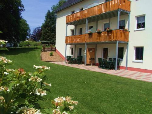 Apartment in Burg Reuland with forest, Burg-Reuland
