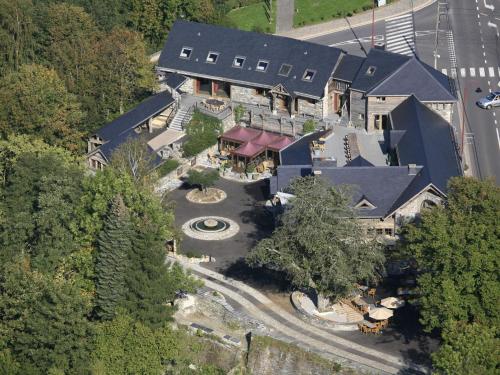Comfortable Holiday Home in Vielsalm near Lake - image 8
