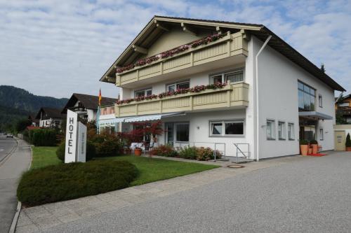 Hotel Christine - image 2