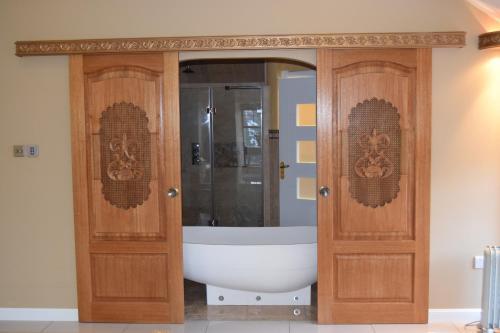 kopalnica, Amazing 4 Bed Scottish Baronial Style House in Elrick