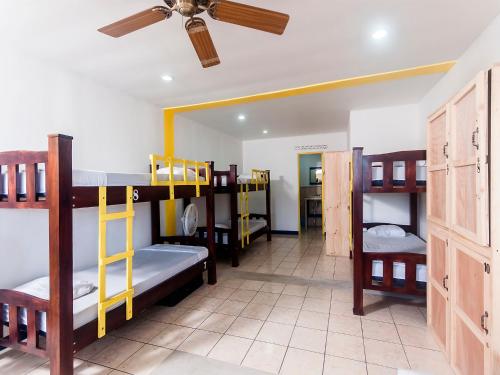 1 bunk bed
