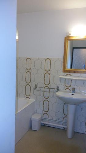 Studio - 1st floor  image 8