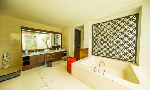 LuoLan Manis Villa Bali