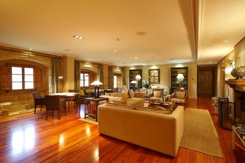 Bar/lounge, Narbasu Restaurante y Hotel in Pilona