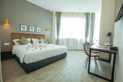 room detail thumbnail 0