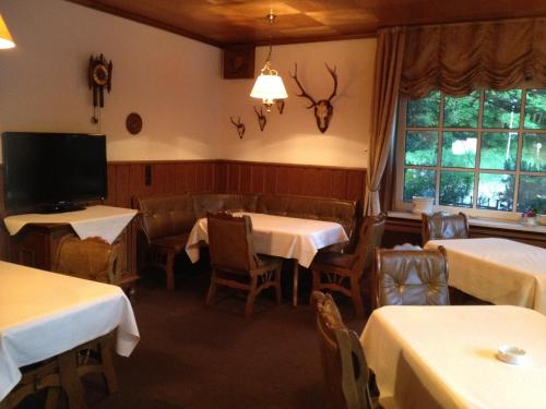 餐廳, 蓋斯特哈赫特序曲酒店 (Hotel Fahrhaus Ziehl) in 格斯塔特