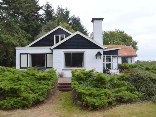  Quaint Mansion in Oploo with Terrace in Oploo