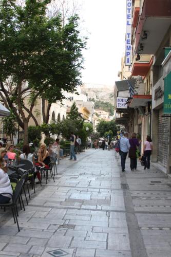 Tempi Hotel - image 7